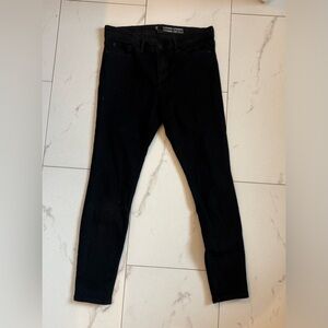 Women’s Skinny Black Jeans